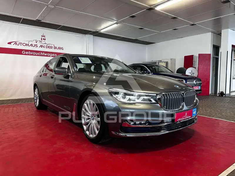 2016 BMW 730