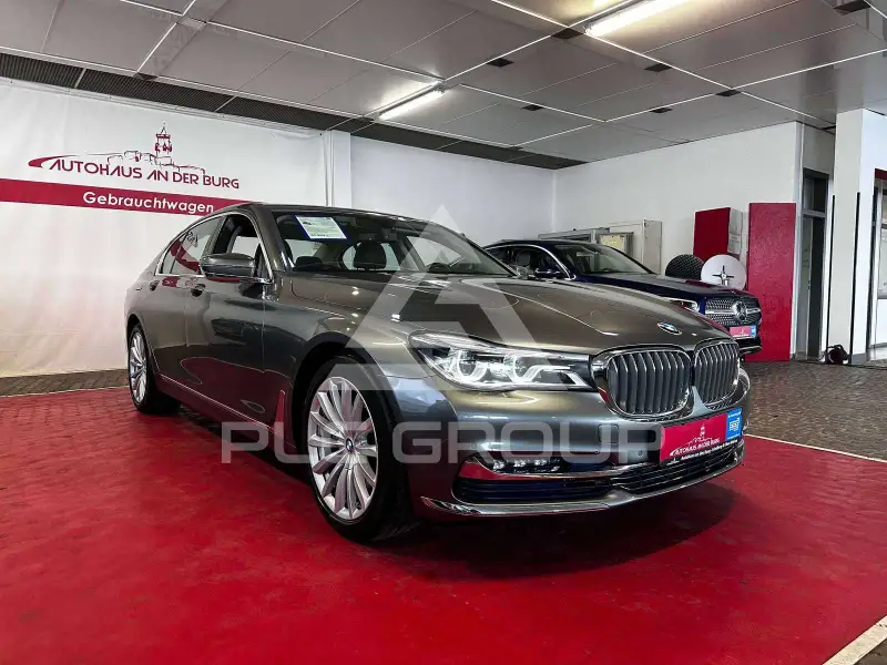 2016 BMW 730