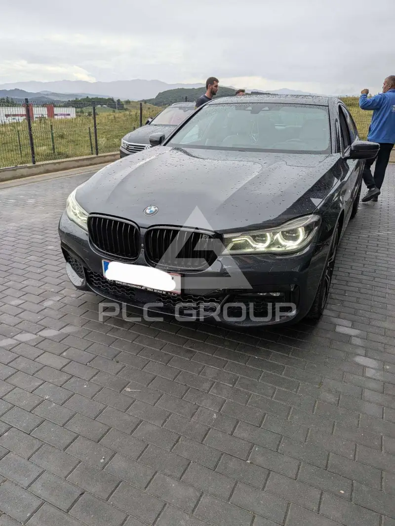 2016 BMW 730