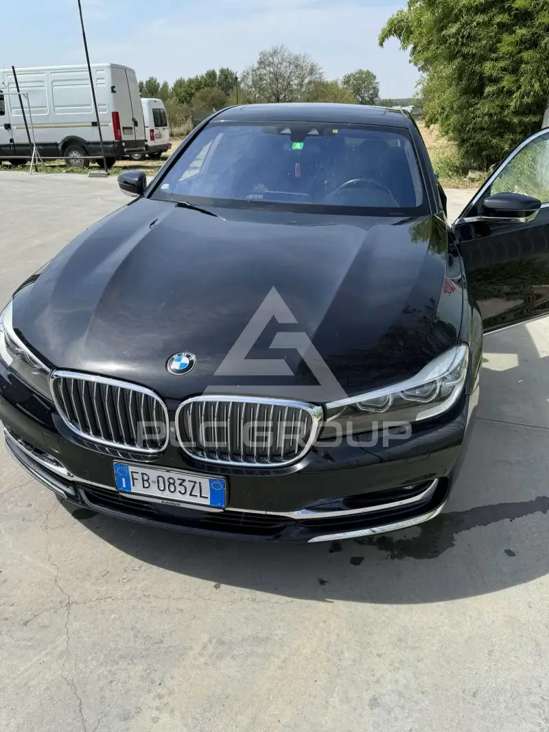 2016 BMW 730