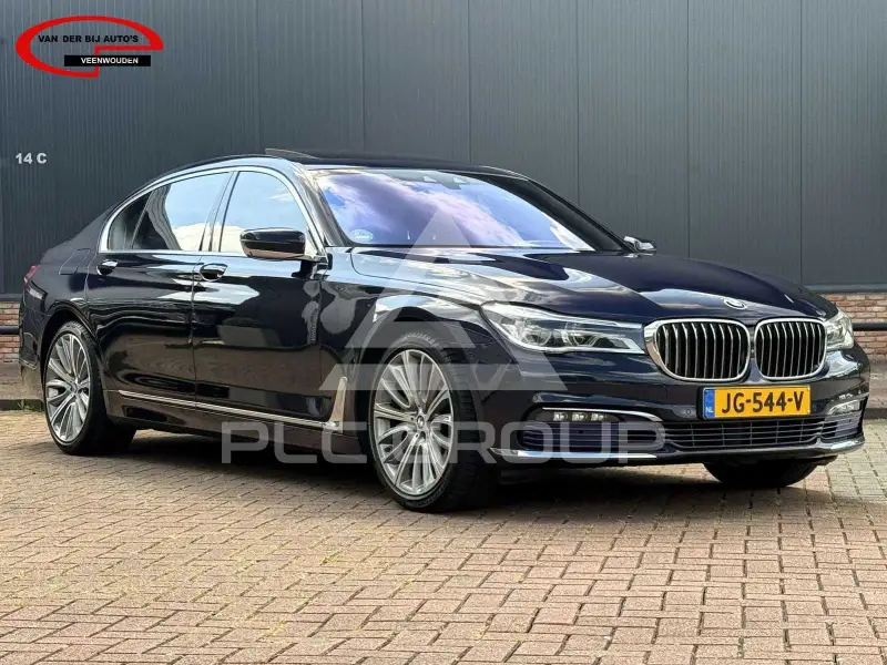 2016 BMW 730