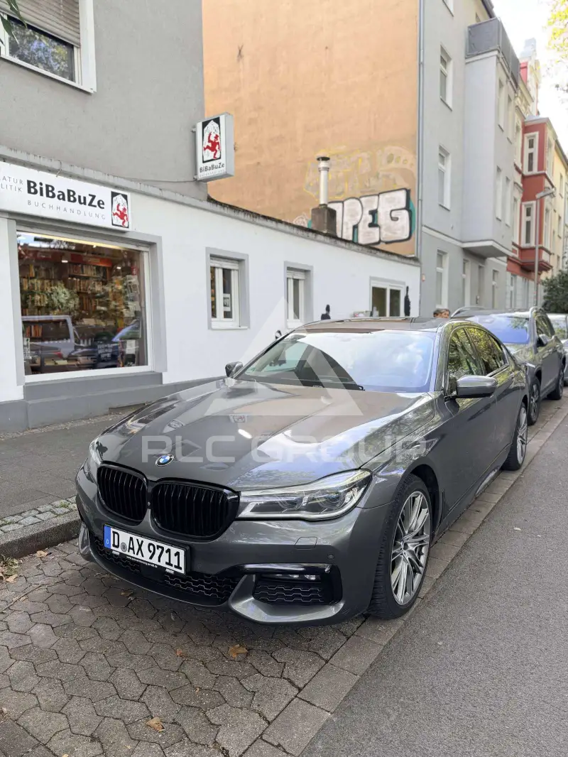 2016 BMW 730