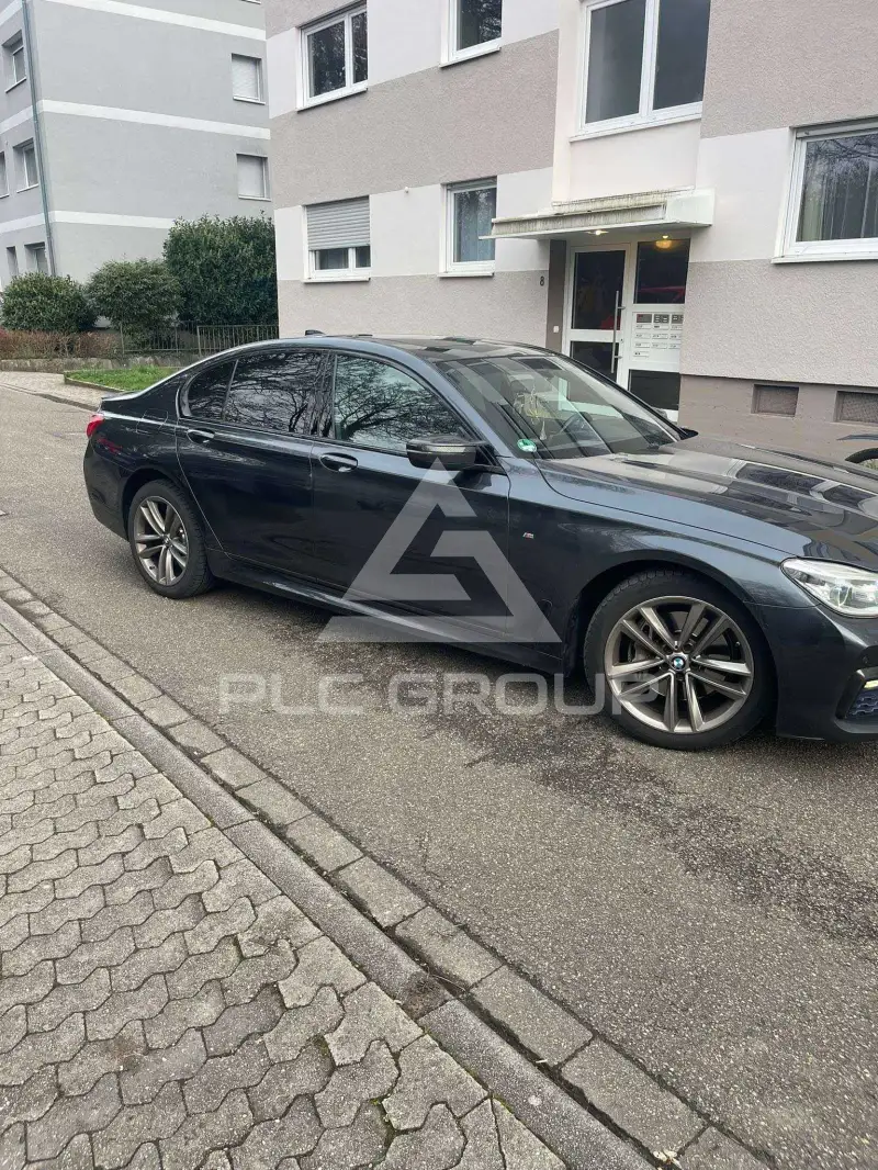 2016 BMW 730