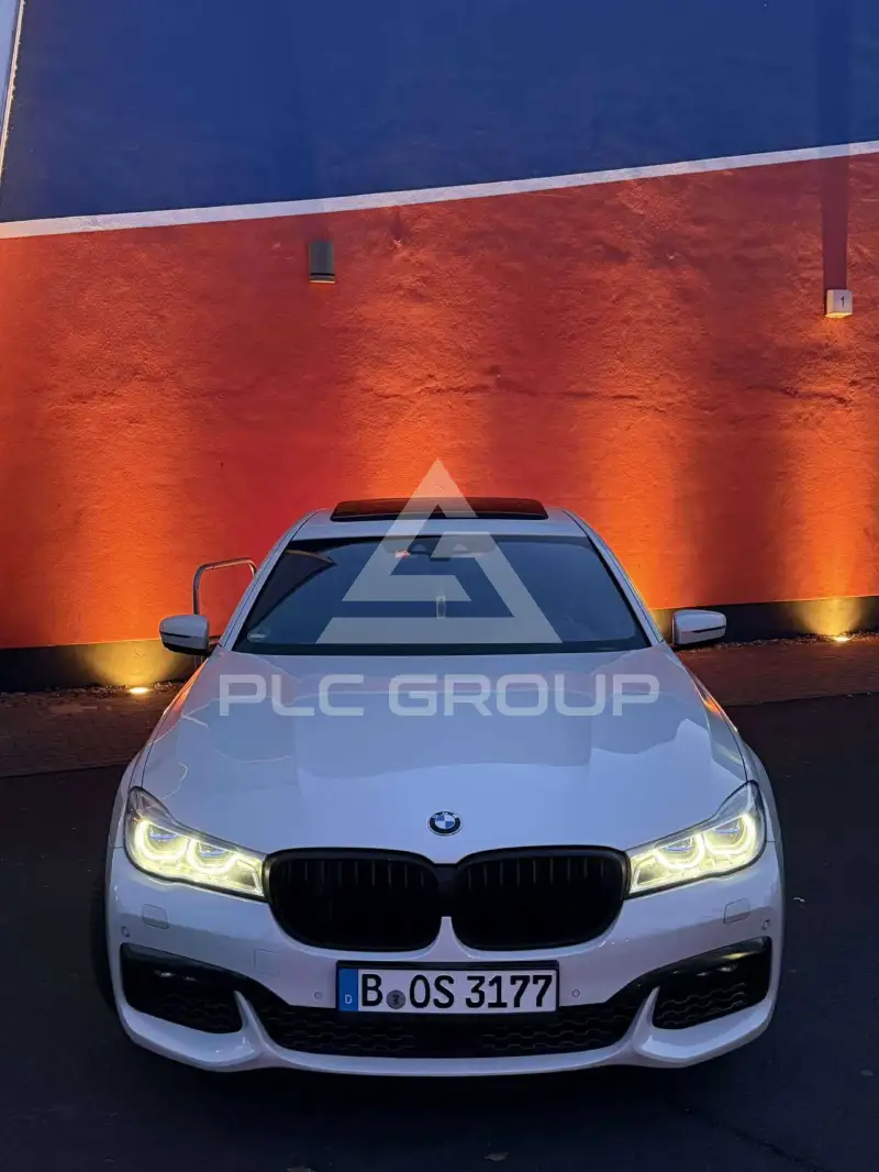 2016 BMW 730