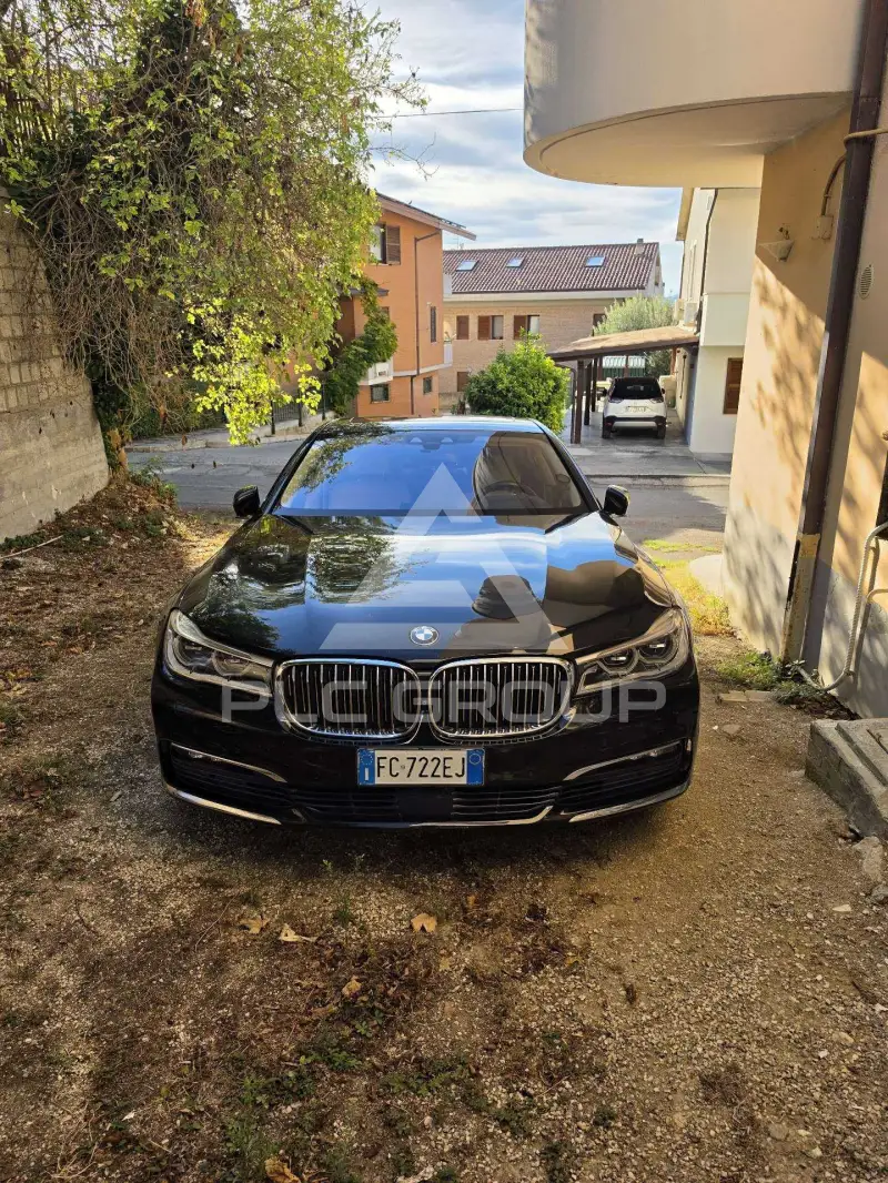 2016 BMW 730