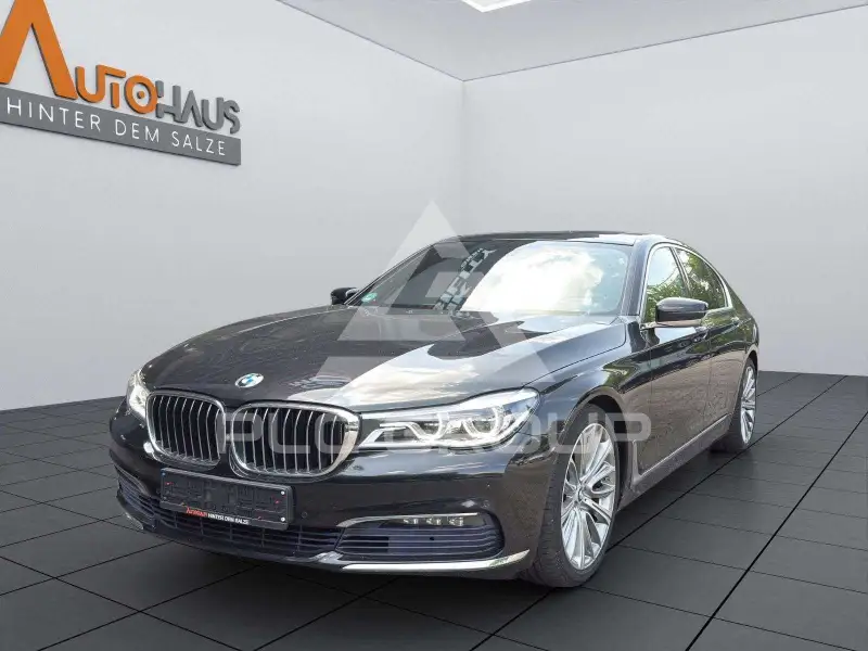 2016 BMW 730
