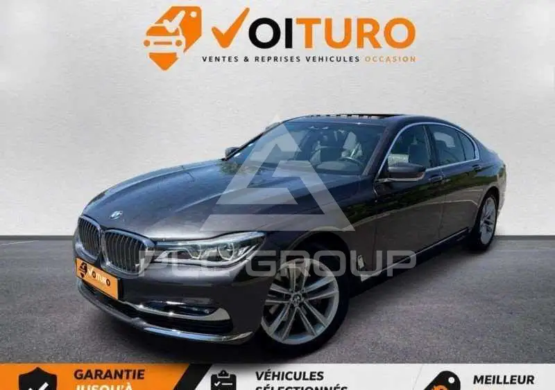 2016 BMW 730