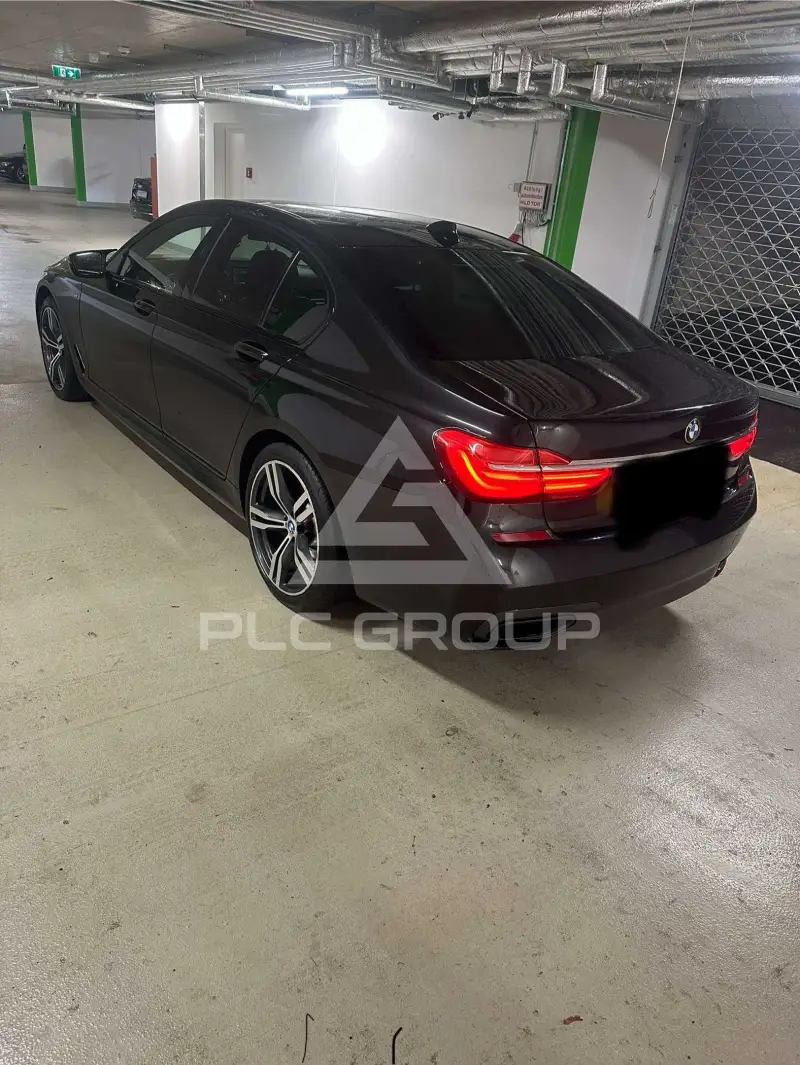 2016 BMW 730
