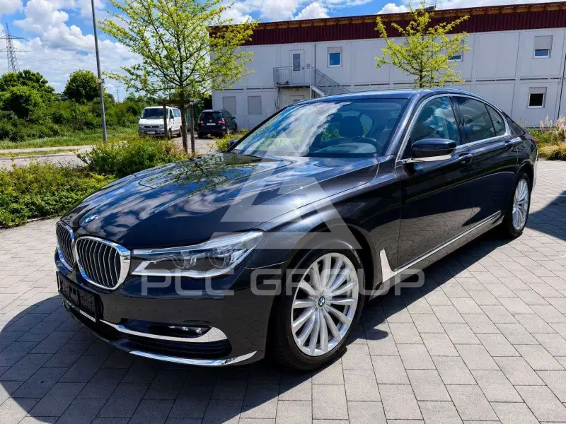 2016 BMW 730