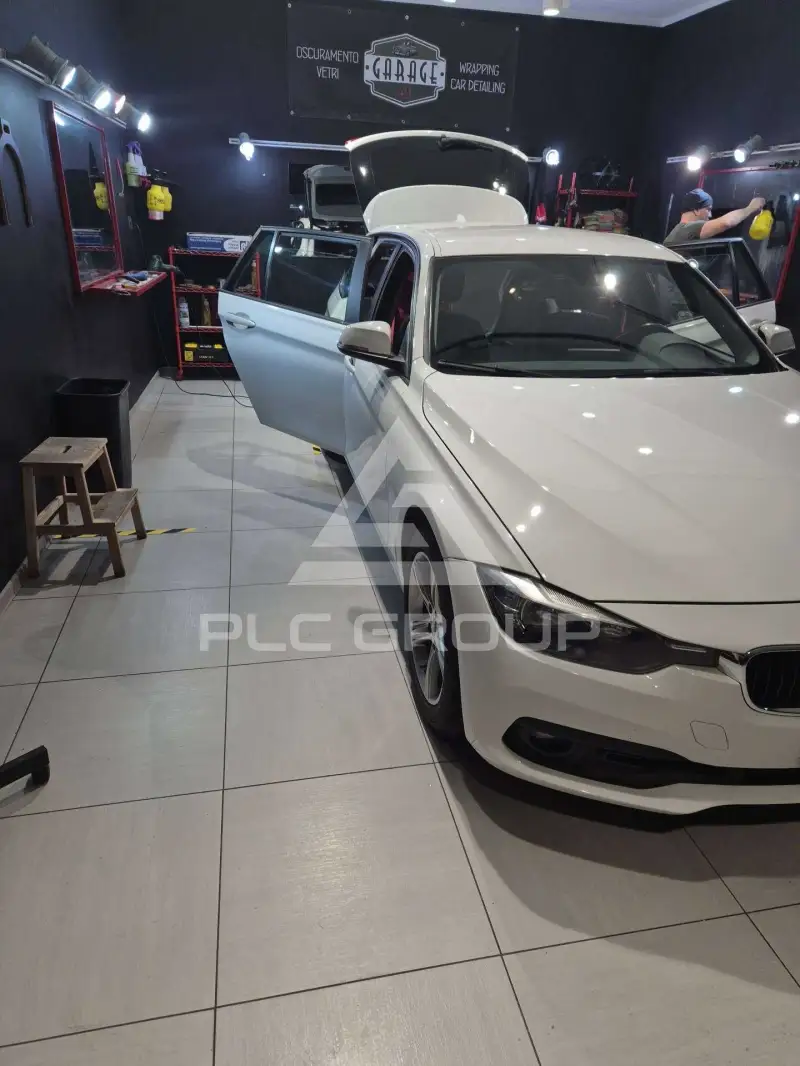 2016 BMW 318