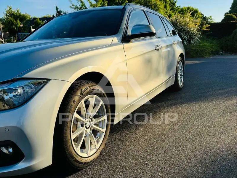 2016 BMW 318