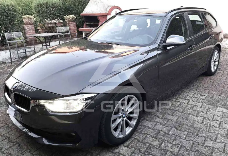 2016 BMW 318