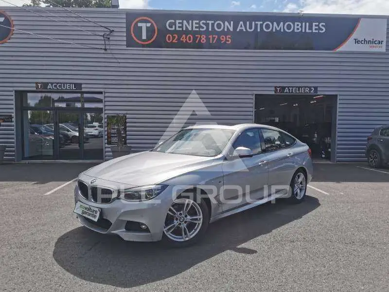 2016 BMW 318