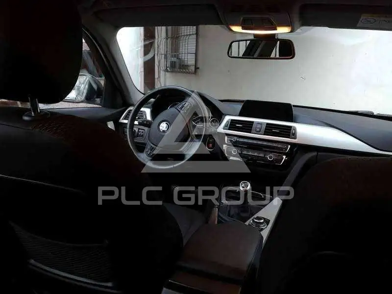 2016 BMW 318