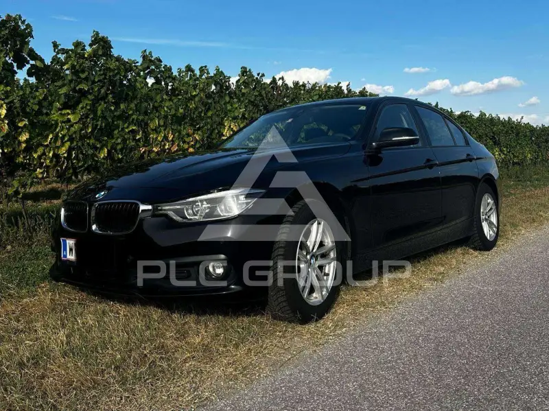 2016 BMW 318