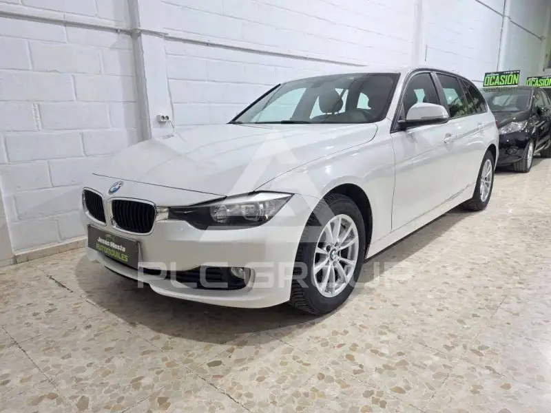 2016 BMW 318