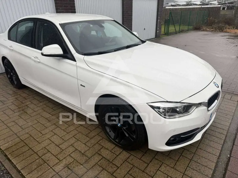 2016 BMW 318