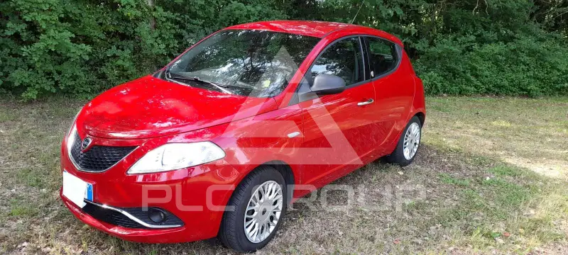 2016 Lancia YPSILON