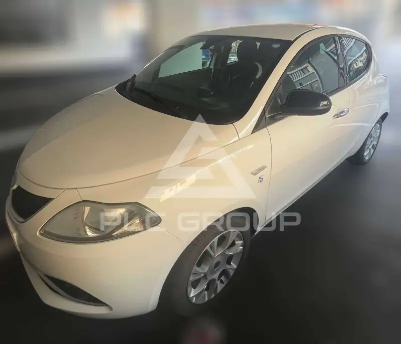 2016 Lancia YPSILON