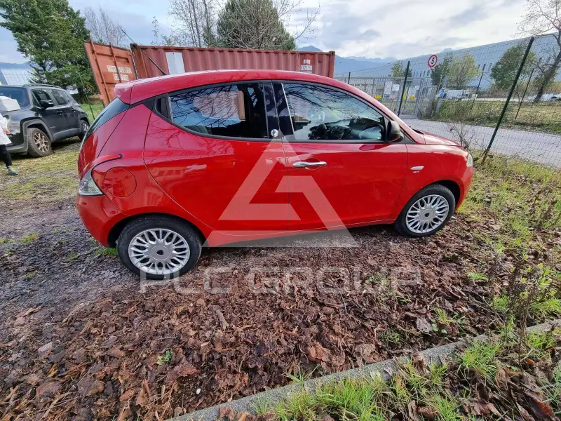 2016 Lancia YPSILON