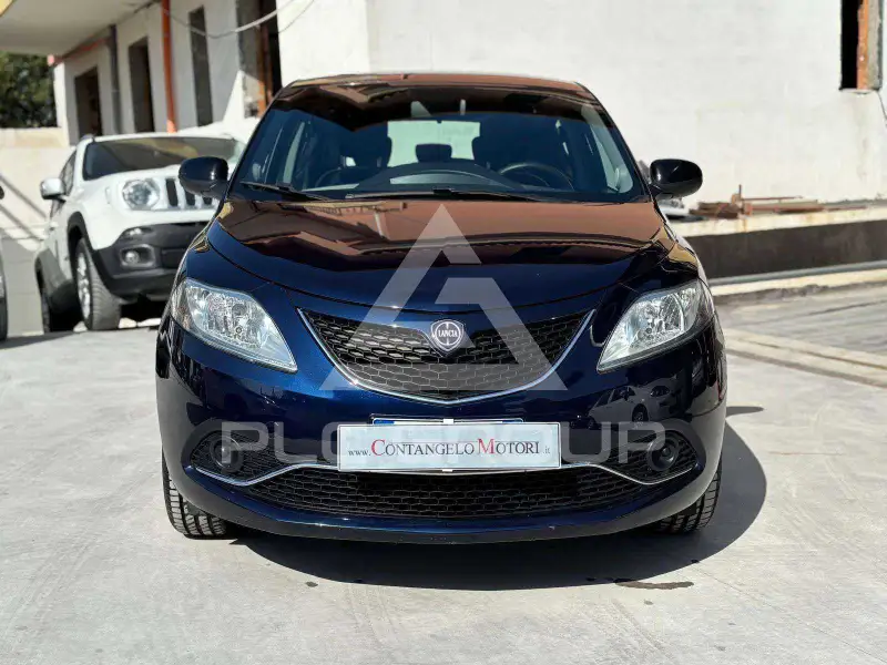 2016 Lancia YPSILON
