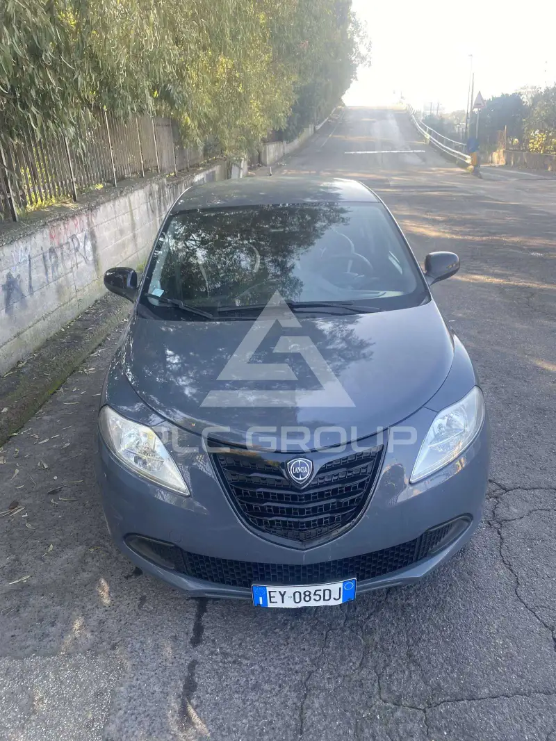 2016 Lancia YPSILON