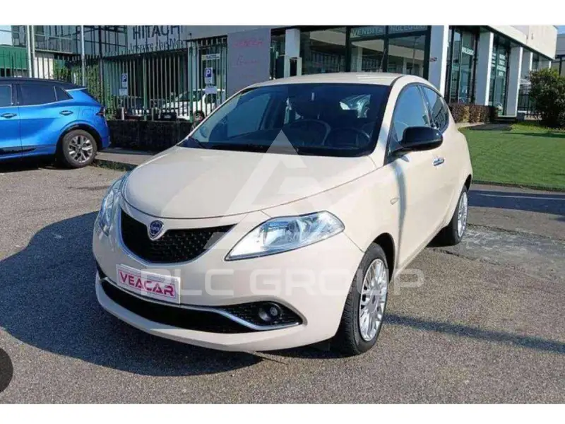 2016 Lancia YPSILON