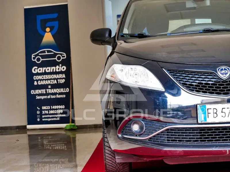 2016 Lancia YPSILON