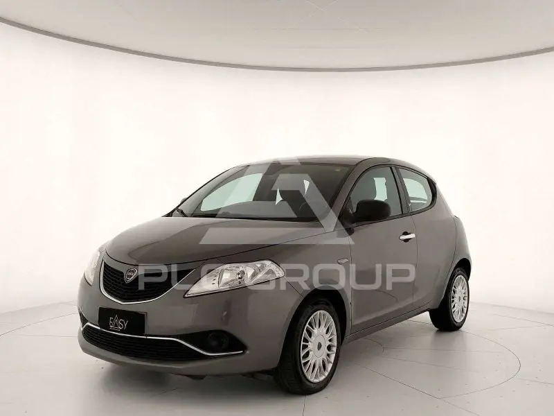 2016 Lancia YPSILON