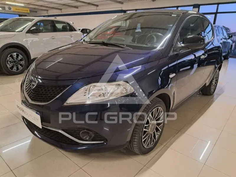 2016 Lancia YPSILON