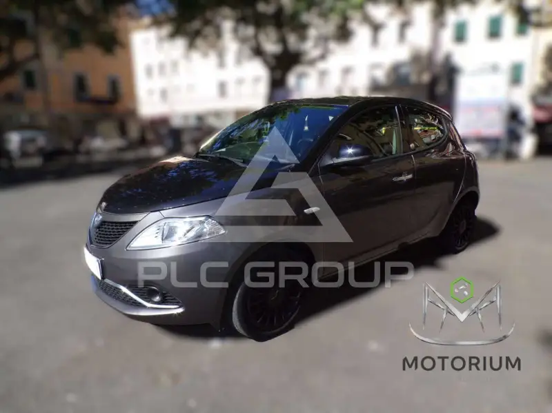2016 Lancia YPSILON