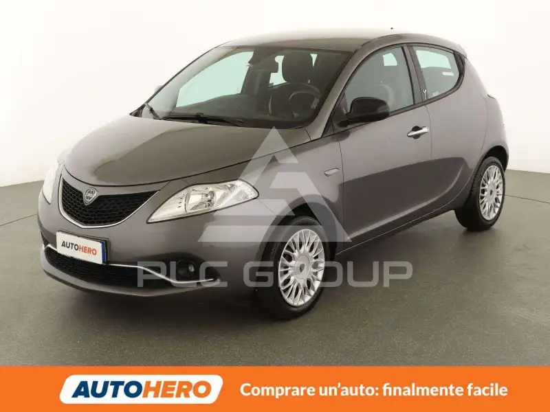 2016 Lancia YPSILON