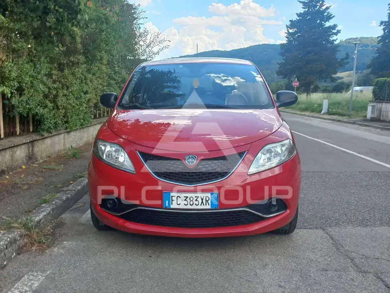 2016 Lancia YPSILON