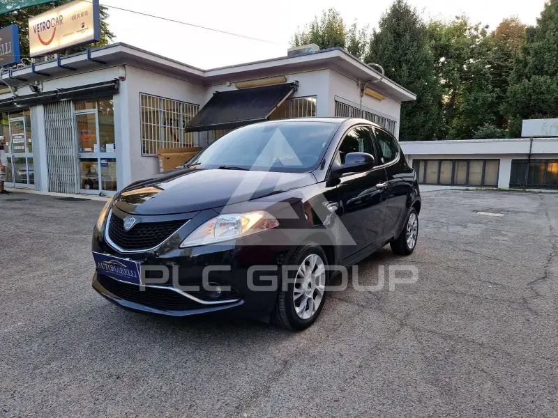 2016 Lancia YPSILON