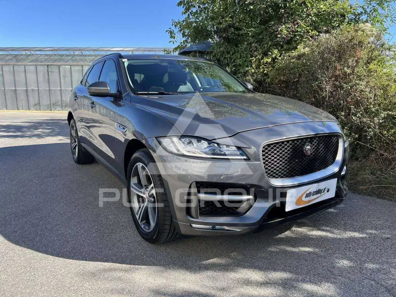 2016 Jaguar F-PACE