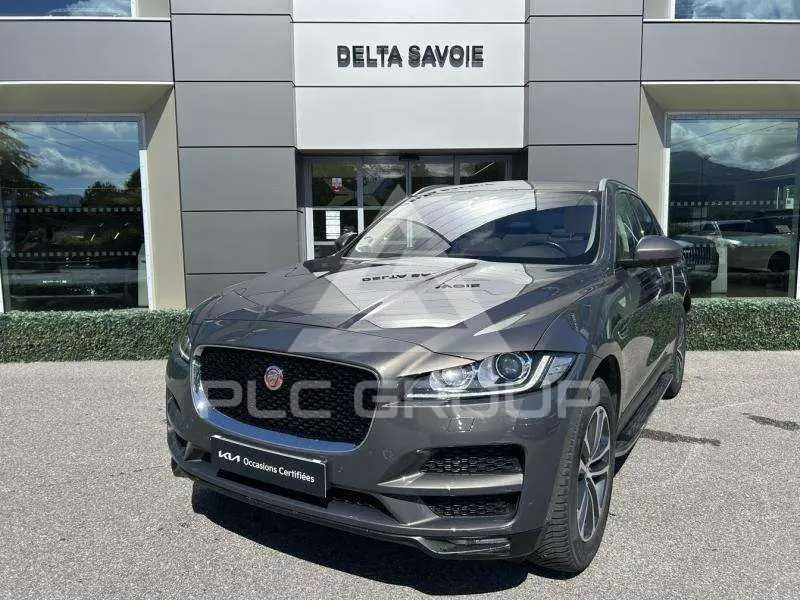 2016 Jaguar F-PACE