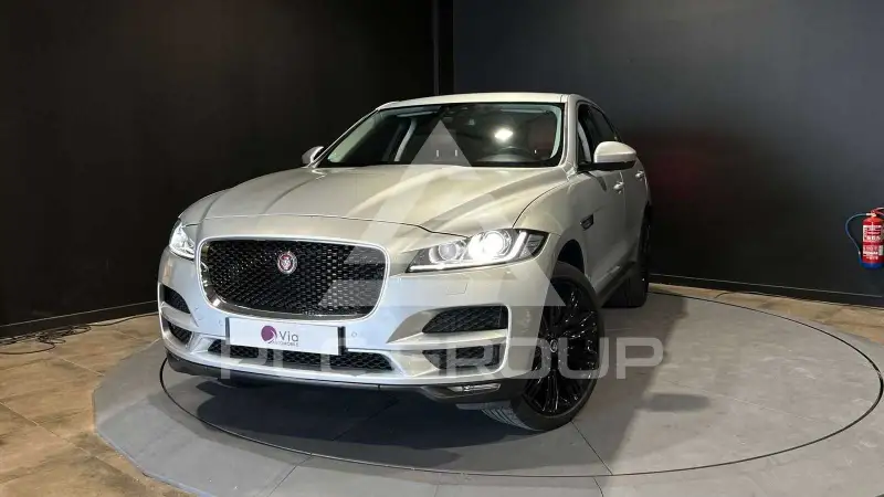 2016 Jaguar F-PACE