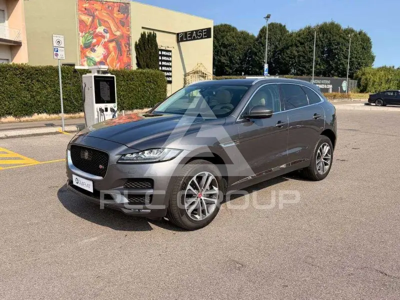 2016 Jaguar F-PACE