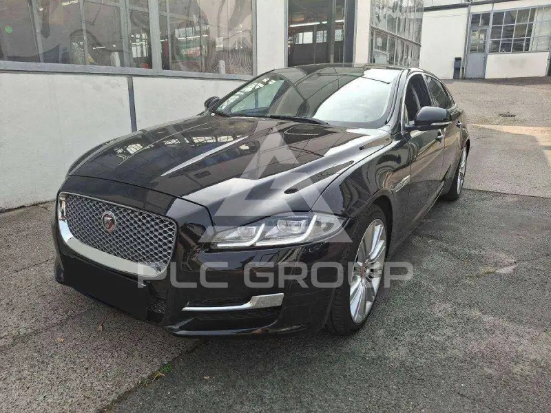 2016 Jaguar XJ