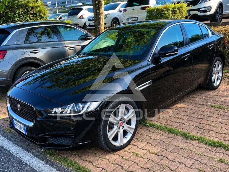 2017 Jaguar XE