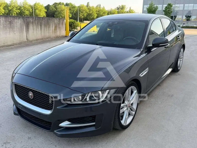 2016 Jaguar XE