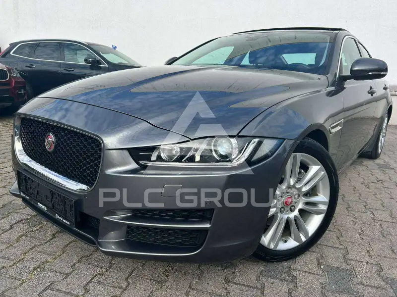 2016 Jaguar XE
