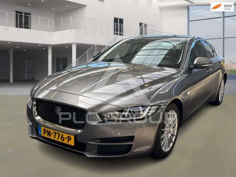 2016 Jaguar XE