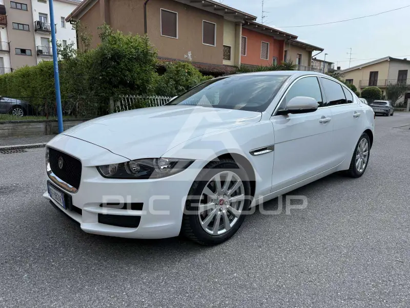2016 Jaguar XE