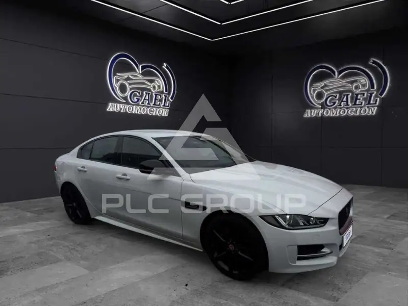 2016 Jaguar XE