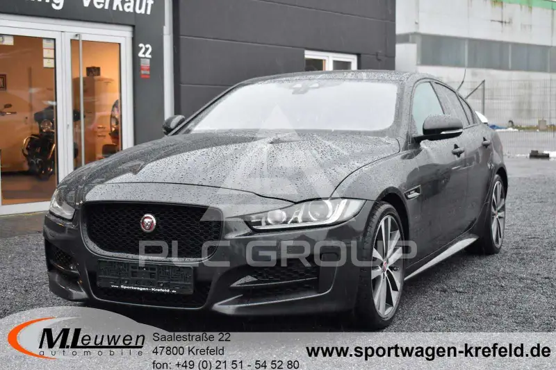 2016 Jaguar XE