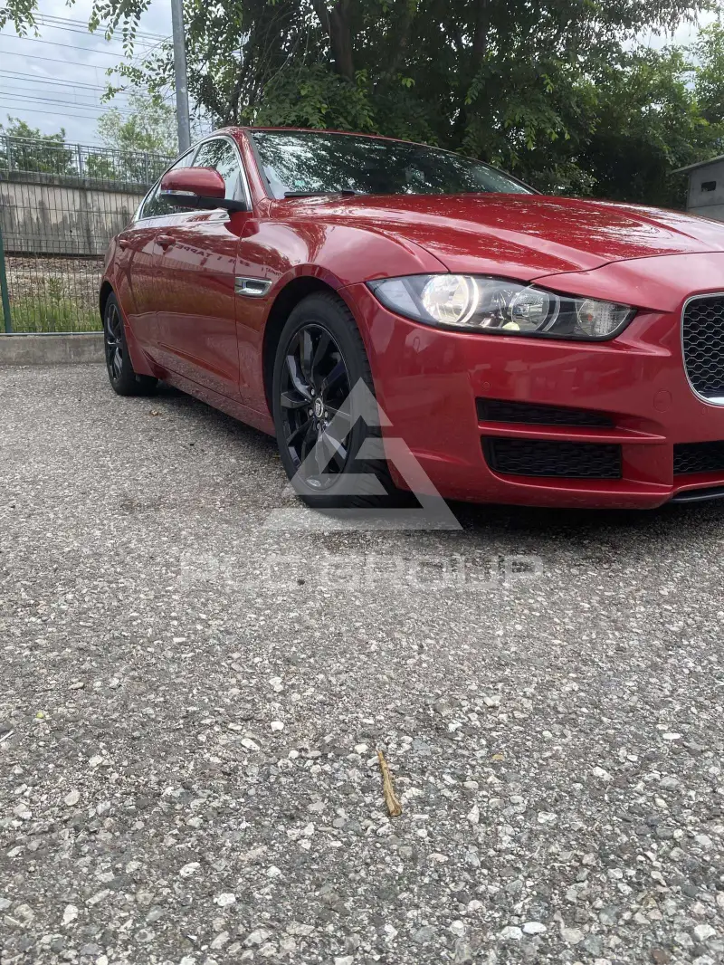 2016 Jaguar XE