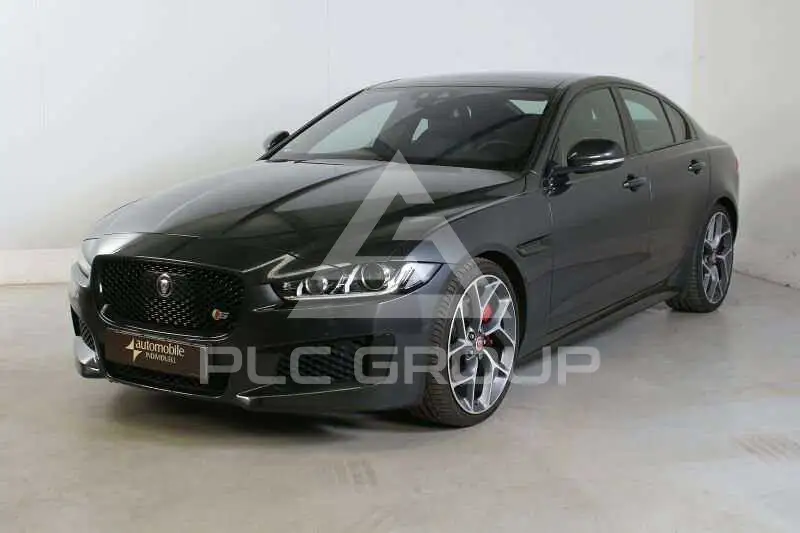 2016 Jaguar XE