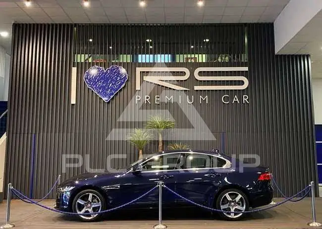 2016 Jaguar XE