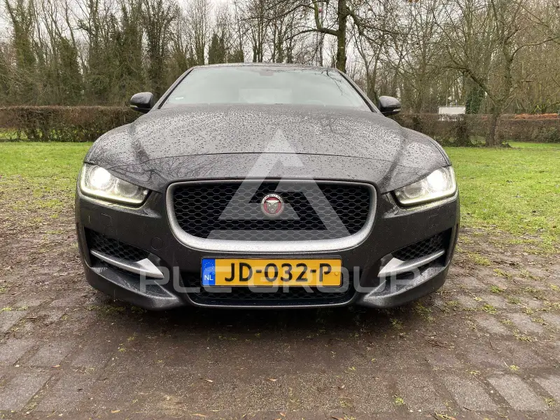 2016 Jaguar XE